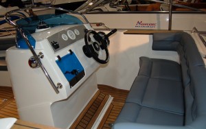 Nordic 18 CC Outboard cockpit